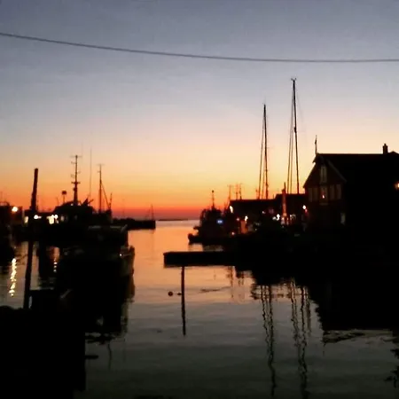 Apartament Boathouse In Mausund *