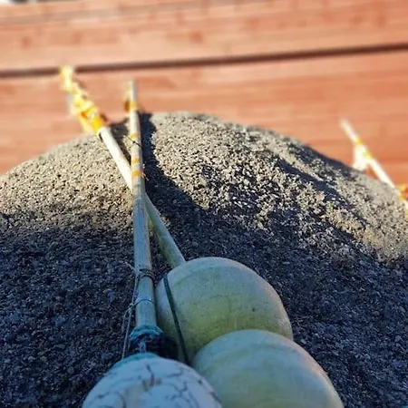 Boathouse In Mausund Apartmán