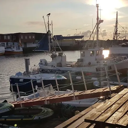 Apartament Boathouse In Mausund Bogoyvaer